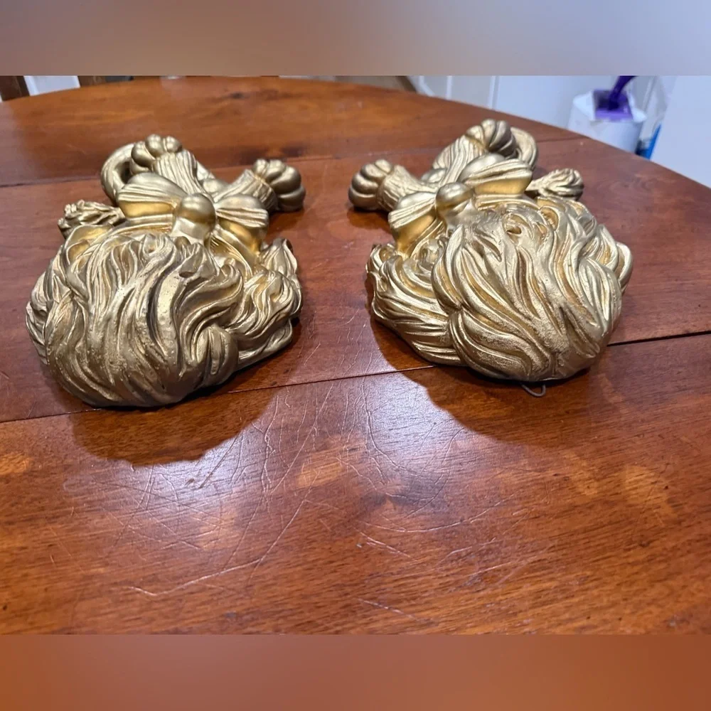 Vintage 1970 Universal Statuary Corp Gold Lion Wall Plaques